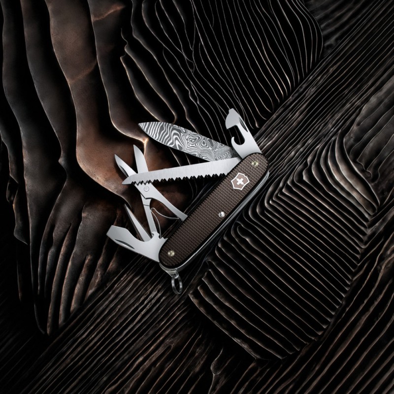 Складаний ніж Victorinox FARMER X Damast 0.8271.J24