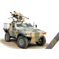 Збірна модель 1:72 Французький бронеавтомобіль VB2L Mistral (версія AI) довге шасі ACE 72423