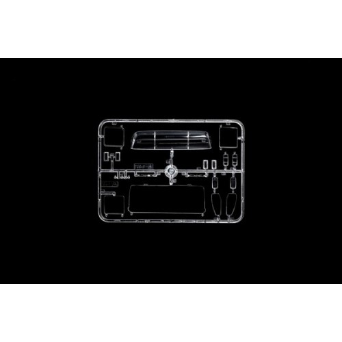 Збірна модель 1:24 Вантажний автомобіль : тягач Mercedes-Benz 2238 6x4 Italeri 3943