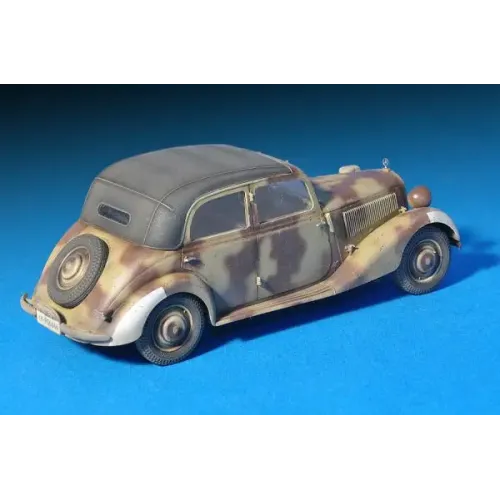 Збірна модель 1:35 Німецький автомобіль МБ ТИП 170V Кабріо салон Miniart 35103