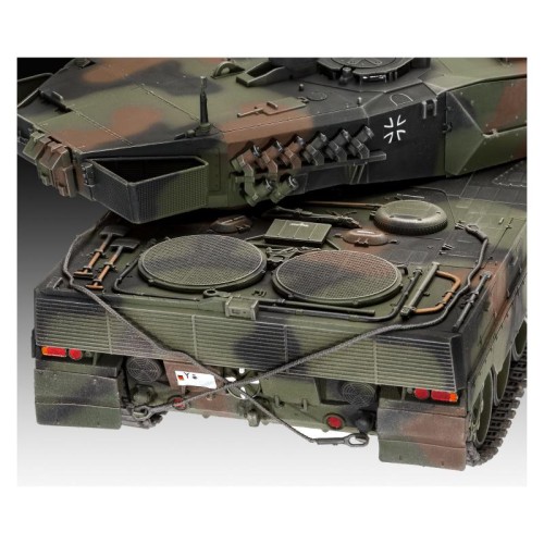 Бронетехніка та артилерія Збірна модель-копія Revell Танк Леопард 2 A6M+ рівень 5 масштаб 1:35