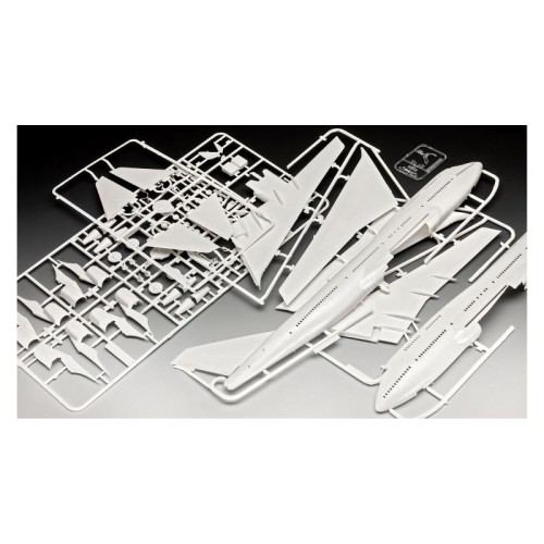 Збірна модель літака Збірна модель-копія Revell Літак Boeing 747-400 Iron Maiden «Ed Force One», рів 4, м: 1:144 1:144