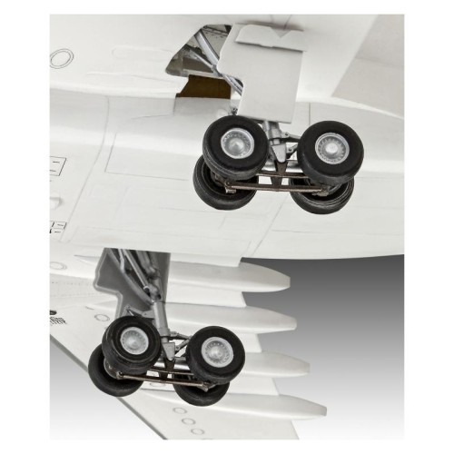 Збірна модель літака Збірна модель-копія Revell Літак Airbus A330-300 Lufthansa рівень 4 масштаб 1:144 1:144