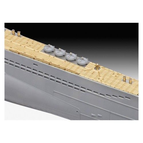 Флот Збірна модель-копія Revell Німецький підводний човен типу VII C/41, рів 5, м: 1:72