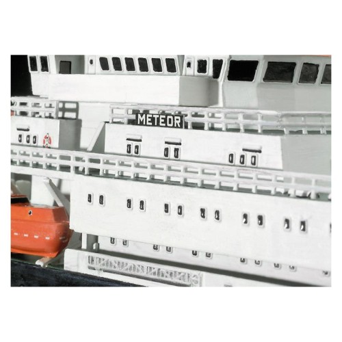 Флот Збірна модель-копія Revell Німецький дослідницкий корабель Метеор рівень 4 масштаб 1:300