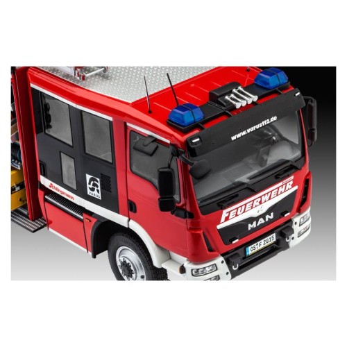 Авто-мото Збірна модель-копія Revell Пожежна машина VARUS 4x4 рівень 4 масштаб 1:24