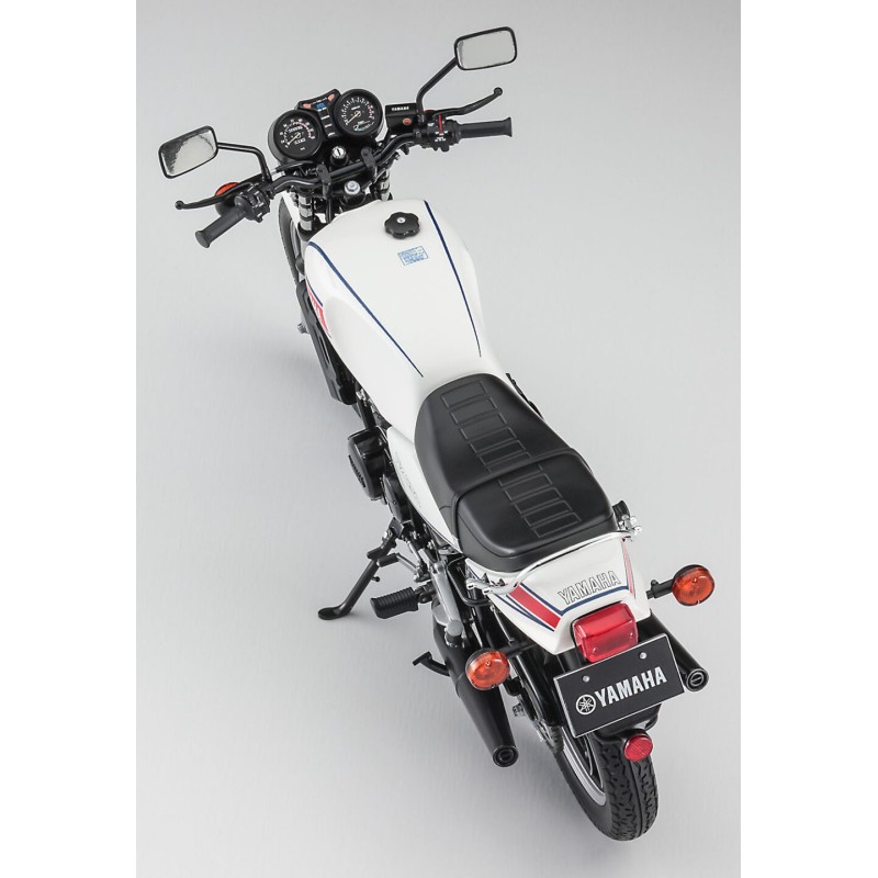 Збірна модель мотоцикл – Yamaha RZ250 (4L3) (1980) – Hasegawa 21513