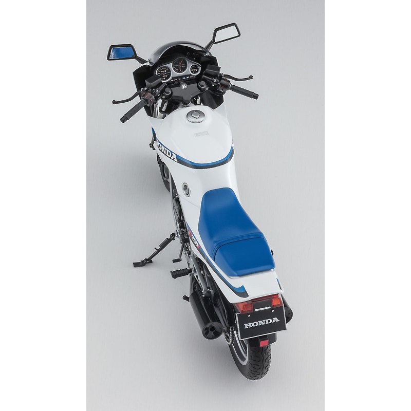 Збірна модель мотоцикл – Honda VT250F (MC08)(1984) – Hasegawa 21514