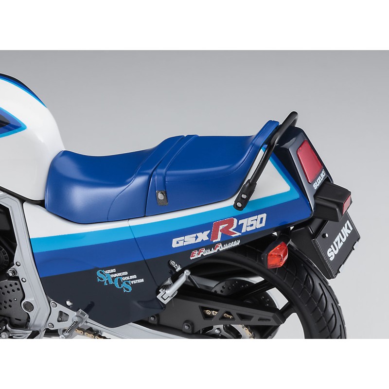 Збірна модель мотоцикл – SUZUKI GSX-R750(G)(GR71G) – Hasegawa 21507