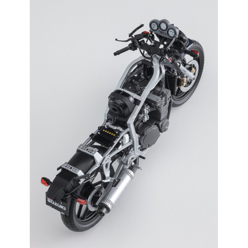 Збірна модель мотоцикл – SUZUKI GSX-R750(G)(GR71G) – Hasegawa 21507