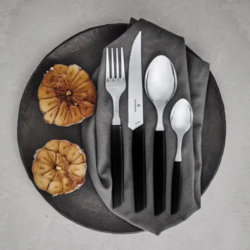 Кухонные принадлежности Чайная ложка Victorinox SWISS MODERN Tea 6.9033.07