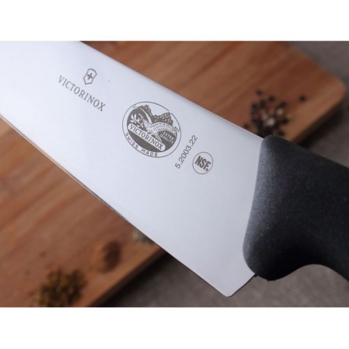 Кухонные ножи Нож разделочный 22 см Victorinox FIBROX Carving 5.2003.22