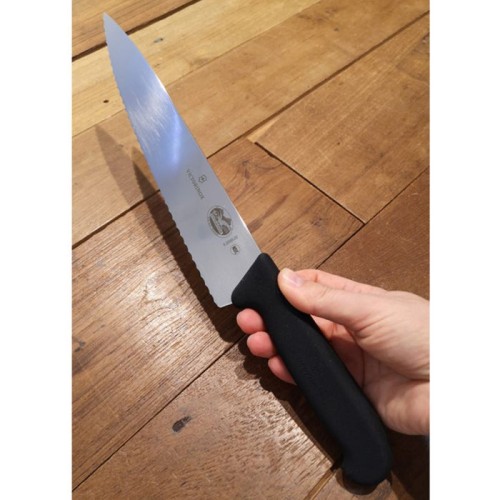 Кухонные ножи Нож разделочный 22 см Victorinox FIBROX Carving 5.2033.22