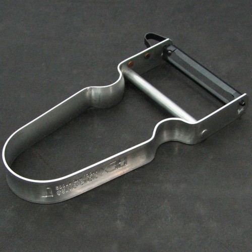 Кухонные принадлежности Овощечистка Victorinox Rex 7.6070