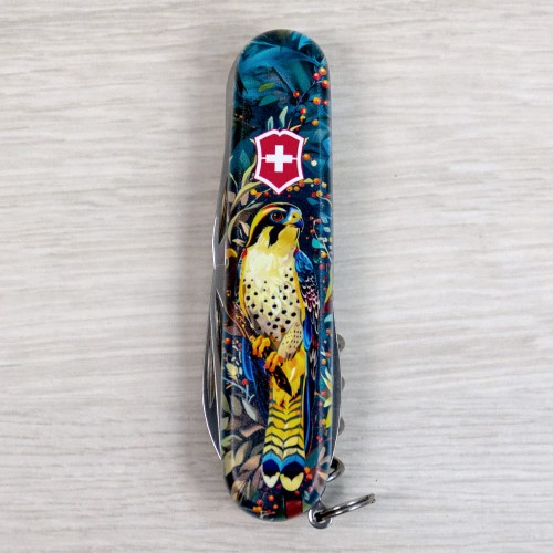 Ножі та мультитули Victorinox Складаний ніж Victorinox CAMPER UKRAINE Величний Сокіл 1.3613.3.T3180pw