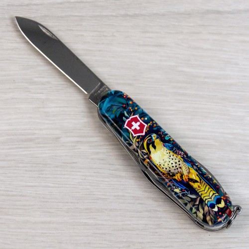 Ножі та мультитули Victorinox Складаний ніж Victorinox CAMPER UKRAINE Величний Сокіл 1.3613.3.T3180pw