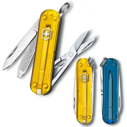 Ножи и мультитулы Victorinox Швейцарский складной нож Victorinox CLASSIC SD UKRAINE 0.6223.T81G.T61