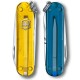 Ножи и мультитулы Victorinox Швейцарский складной нож Victorinox CLASSIC SD UKRAINE 0.6223.T81G.T61