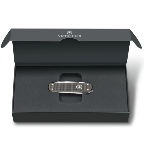 Ножи и мультитулы Victorinox Швейцарский складной нож 58мм Victorinox CLASSIC Limited Edition 0.6221.L22