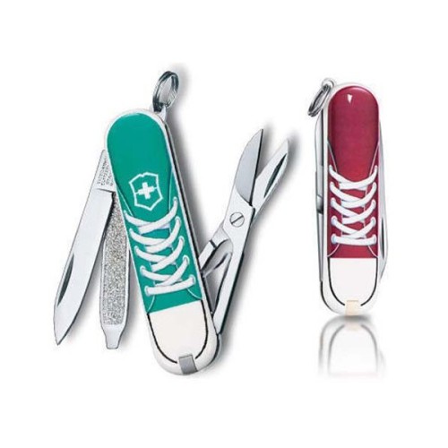 Ножи и мультитулы Victorinox Складаний ніж Victorinox CLASSIC SD Sneakers 0.6223.L1210