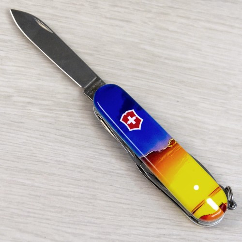 Ножи и мультитулы Victorinox Швейцарский складной нож 91мм Victorinox CLIMBER UKRAINE 1.3703.7.T3220pw