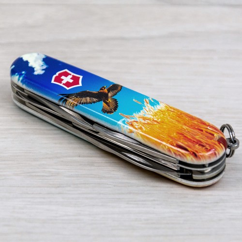 Ножи и мультитулы Victorinox Швейцарский складной нож 91мм Victorinox CLIMBER UKRAINE 1.3703.7.T3230pw