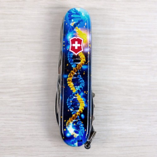Ножи и мультитулы Victorinox Швейцарский складной нож 91мм Victorinox HUNTSMAN UKRAINE ДНК Украинца 1.3713.3.T3270pw