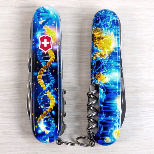 Ножи и мультитулы Victorinox Швейцарский складной нож 91мм Victorinox HUNTSMAN UKRAINE ДНК Украинца 1.3713.3.T3270pw