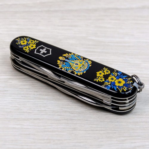 Ножи и мультитулы Victorinox Швейцарский складной нож 91мм Victorinox HUNTSMAN UKRAINE 1.3713.3.T1370u