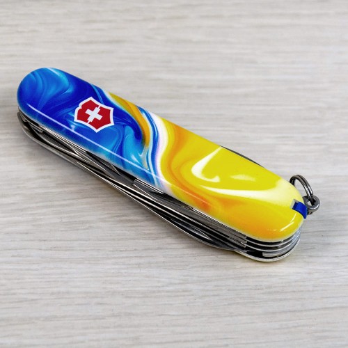 Ножи и мультитулы Victorinox Швейцарский складной нож 91мм Victorinox HUNTSMAN UKRAINE 1.3713.7.T3250pw