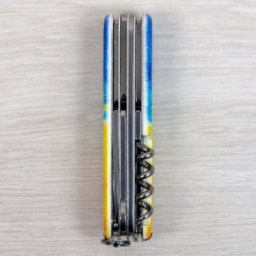 Ножи и мультитулы Victorinox Швейцарский складной нож 91мм Victorinox HUNTSMAN UKRAINE 1.3713.7.T3100pw