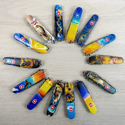 Ножі та мультитули Victorinox Складаний ніж Victorinox HUNTSMAN UKRAINE Жовто-синій малюнок 1.3713.7.T3100pw