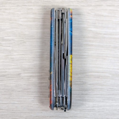 Ножи и мультитулы Victorinox Швейцарский складной нож 91мм Victorinox HUNTSMAN UKRAINE 1.3713.3.T3240pw