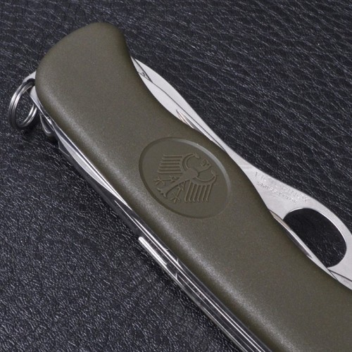 Ножи и мультитулы Victorinox Складаний ніж Victorinox Military One Hand 0.8461.MW4DE