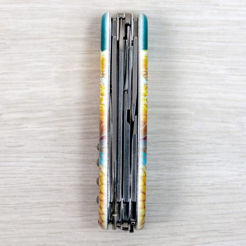 Ножи и мультитулы Victorinox Швейцарский складной нож 91мм Victorinox MOUNTAINEER ANIMAL 1.3743.7.F1050pw