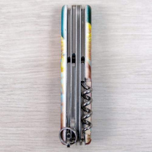 Ножи и мультитулы Victorinox Швейцарский складной нож 91мм Victorinox MOUNTAINEER ANIMAL 1.3743.7.F1050pw