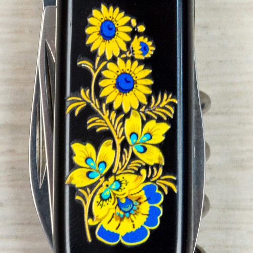 Ножі та мультитули Victorinox Складаний ніж Victorinox SPARTAN UKRAINE Квіти 1.3603.3_T1050u