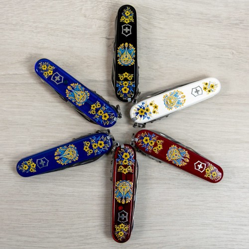 Ножи и мультитулы Victorinox Швейцарский складной нож 91мм Victorinox SPARTAN UKRAINE 1.3603.7.T1370u