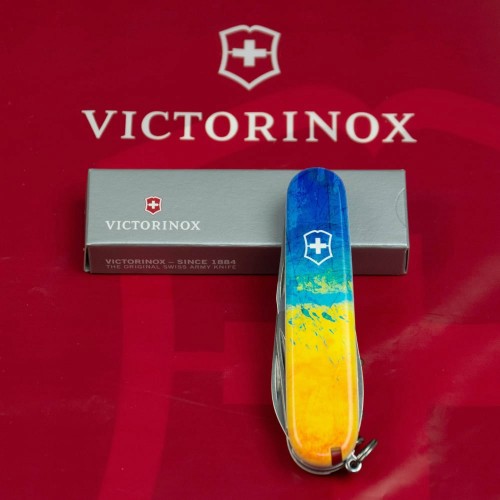 Ножи и мультитулы Victorinox Швейцарский складной нож Victorinox SPARTAN UKRAINE 1.3603.7.T3100p