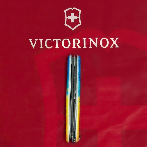 Ножи и мультитулы Victorinox Швейцарский складной нож Victorinox SPARTAN UKRAINE 1.3603.7.T3100p