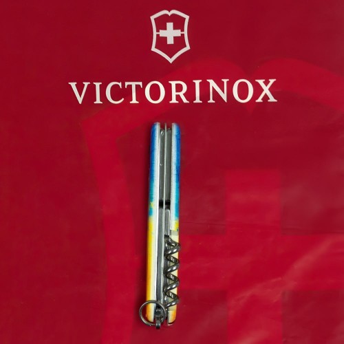 Ножи и мультитулы Victorinox Швейцарский складной нож Victorinox SPARTAN UKRAINE 1.3603.7.T3100p