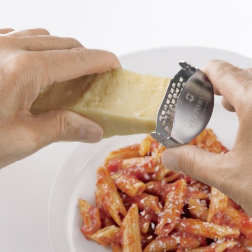 Кухонне приладдя Тертка для сиру Victorinox 7.6076