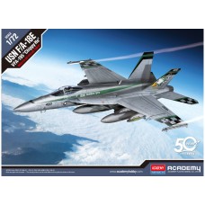 12565 USN F/A-18E Super Hornet «VFA-195 „Chippy Ho“» 1:72
