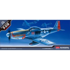 12485 P-51D MUSTANG 1:72