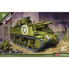 13210 Американская самоходная гаубица M7 PRIEST, масштаб 1:35
