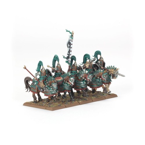 Стартовий набір THE OLD WORLD: FANTASY BATTLES IN THE WORLD OF LEGEND - CORE SET (ENG)