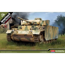 13545 Немецкий танк Panzer III Ausf.L «Битва под Курском» 1:35