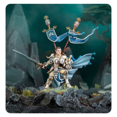 Мініатюра LUMINETH REALM-LORDS: VANARI LORD REGENT