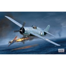 12355 USN F4F-4 Wildcat "Battle of Midway" 1:48