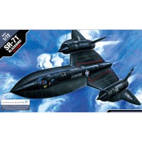 12448 SR-71 Blackbird 1:72